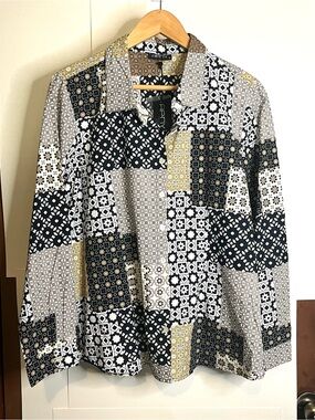 APNY (NWT) Women’s Size L “Mixed Media” Button Up Shirt